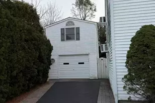 10 The Spur, Syosset, NY 11791 - Photo 22