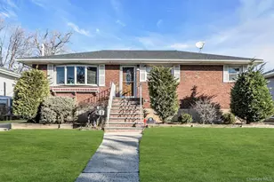 133 Baker Ct, Island Park, NY 11558 - Photo 2