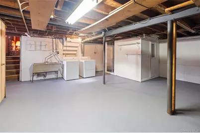 19 Birchwood Park Drive, Syosset, NY 11791 - Photo 26