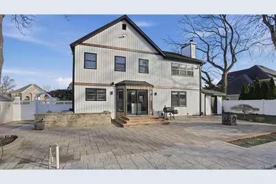 8 Hamilton Place, Lake Grove, NY 11755 - Photo 46