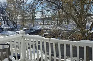 2576 Harding Ave, Bronx, NY 10465 - Photo 24