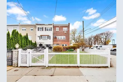 2576 Harding Avenue, Bronx, NY 10465 - Photo 2