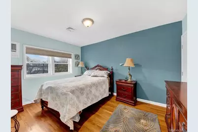 2576 Harding Avenue, Bronx, NY 10465 - Photo 16