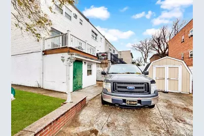 2576 Harding Avenue, Bronx, NY 10465 - Photo 22