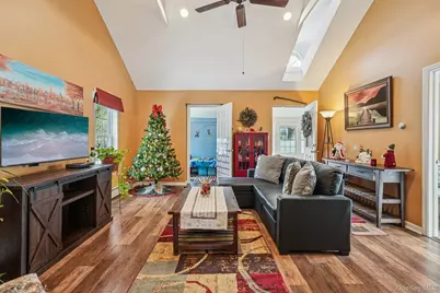 252 East Drive, Walden, NY 12586 - Photo 8