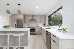 3 Shore Ln, Westhampton, NY 11977 - Photo 8