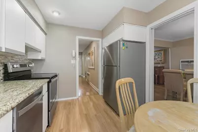 433 Westminster Road, Rockville Centre, NY 11570 - Photo 8