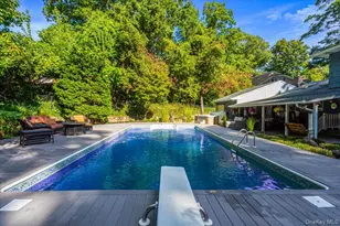 54A Upland Dr, East Northport, NY 11731 - Photo 28