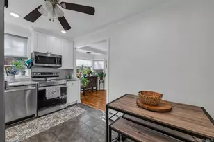 164 Donegan Ave, Patchogue, NY 11772 - Photo 4