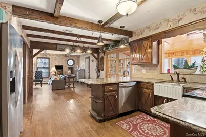 105 Rustic Road, Port Jefferson, NY 11777 - Photo 8