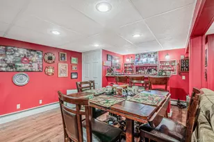 3 Walnut Pl, Massapequa, NY 11758 - Photo 28