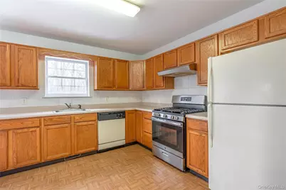 23 Alexander Drive, Washingtonville, NY 10992 - Photo 12