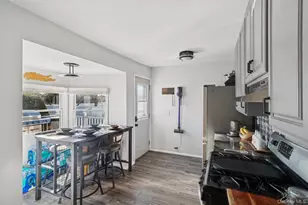 484 18th St, West Babylon, NY 11704 - Photo 10