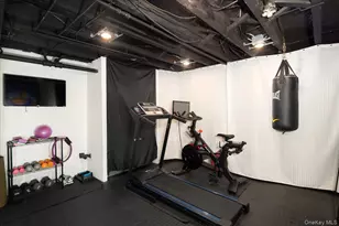 1746 Rockville Dr, Baldwin, NY 11510 - Photo 20