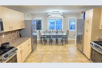 9 Gibbs Court #201, Monsey, NY 10952 - Photo 6