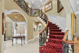 5 Schoolhouse Ct, Oyster Bay, NY 11771 - Photo 12