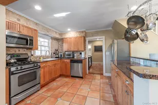 735 Aka 718 Wiggins Wiggins St, Greenport, NY 11944 - Photo 6