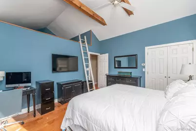 735 Aka 718 Wiggins Wiggins Street, Greenport, NY 11944 - Photo 20