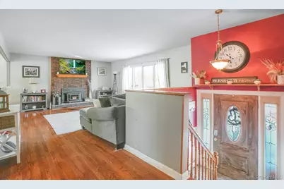 7 Russ Place, Wappingers Falls, NY 12590 - Photo 4