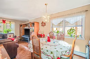 275 N Titmus Dr, Mastic, NY 11950 - Photo 8