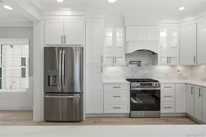 3380 Woodward Avenue, Wantagh, NY 11793 - Photo 24