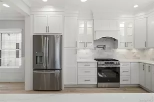 3380 Woodward Ave, Wantagh, NY 11793 - Photo 24