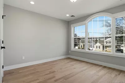 3380 Woodward Avenue, Wantagh, NY 11793 - Photo 32