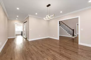 34 Calumet Dr, Dix Hills, NY 11746 - Photo 10