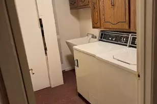 15 Dugan Ln, Yonkers, NY 10710 - Photo 16