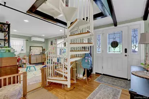 25 Zenith Rd, Rocky Point, NY 11778 - Photo 10