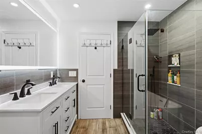 93 Estate Drive, Jericho, NY 11753 - Photo 24