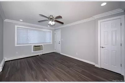 40 Broadway #A2, Amityville, NY 11701 - Photo 4