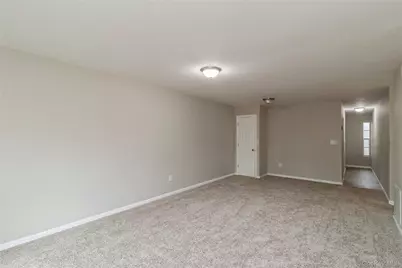 655 Middle Country Road #4D1, Coram, NY 11727 - Photo 8