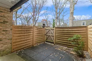 655 Middle Country Rd, Coram, NY 11727 - Photo 24