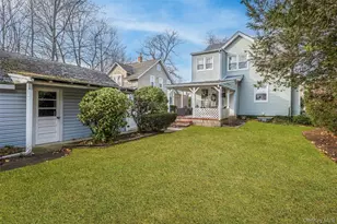 31 Jacobson Ave, Huntington, NY 11743 - Photo 30