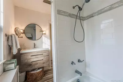 31 Jacobson Avenue, Huntington, NY 11743 - Photo 16