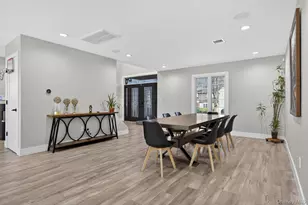 14 Woodland Dr, Old Bethpage, NY 11804 - Photo 6