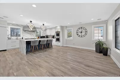 14 Woodland Drive, Old Bethpage, NY 11804 - Photo 8