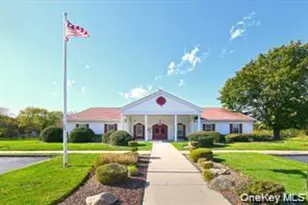 5 Norfolk Ct, Coram, NY 11727 - Photo 18