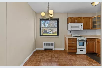 113 15th Street #1C, Garden City, NY 11530 - Photo 6