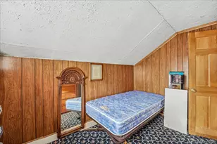 145-34 130th Ave, Jamaica, NY 11436 - Photo 12