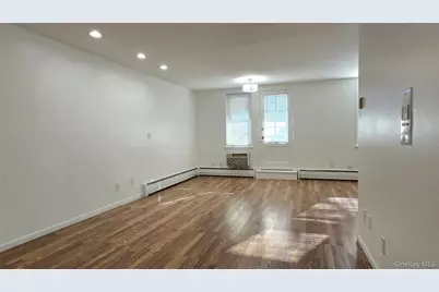 30 Daley Place #146, Lynbrook, NY 11563 - Photo 6
