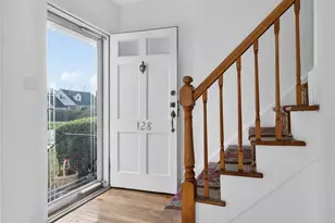 128 Beech St, Floral Park, NY 11001 - Photo 2