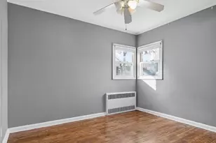 128 Beech St, Floral Park, NY 11001 - Photo 10