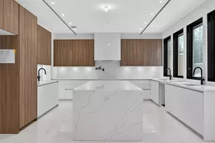 13 Elener Ln, Spring Valley, NY 10977 - Photo 8