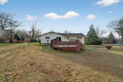 10 Fleetwood Avenue, Chestnut Ridge, NY 10977 - Photo 20