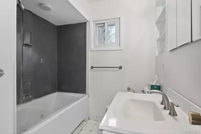 10 Fleetwood Avenue, Chestnut Ridge, NY 10977 - Photo 14