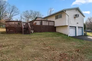 10 Fleetwood Ave, Chestnut Ridge, NY 10977 - Photo 18