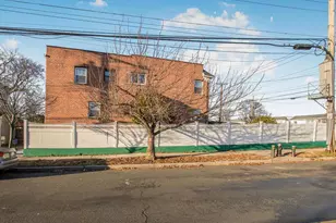 4190 E Tremont Ave, Bronx, NY 10465 - Photo 36