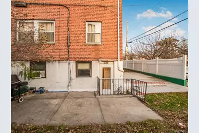 4190 E Tremont Avenue, Bronx, NY 10465 - Photo 32